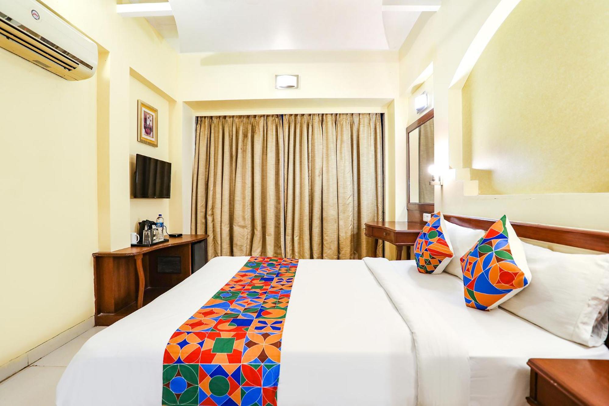 Fabhotel Shubhangan - Nr Bandra Mumbai (Bombay)